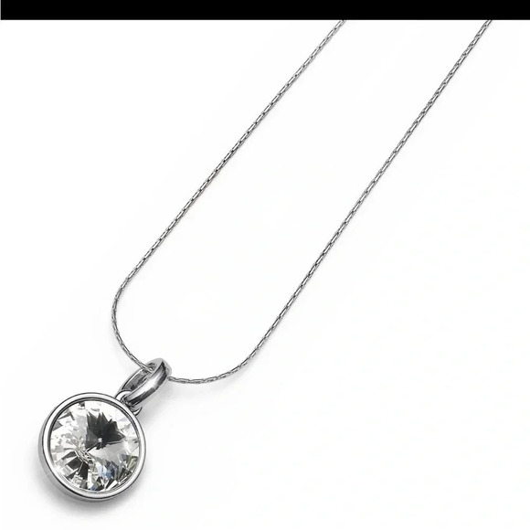 Clear Swarovski Crystal
Rivoli & Blue Aurora Borealis pendants with 925 … - Picture 1 of 16